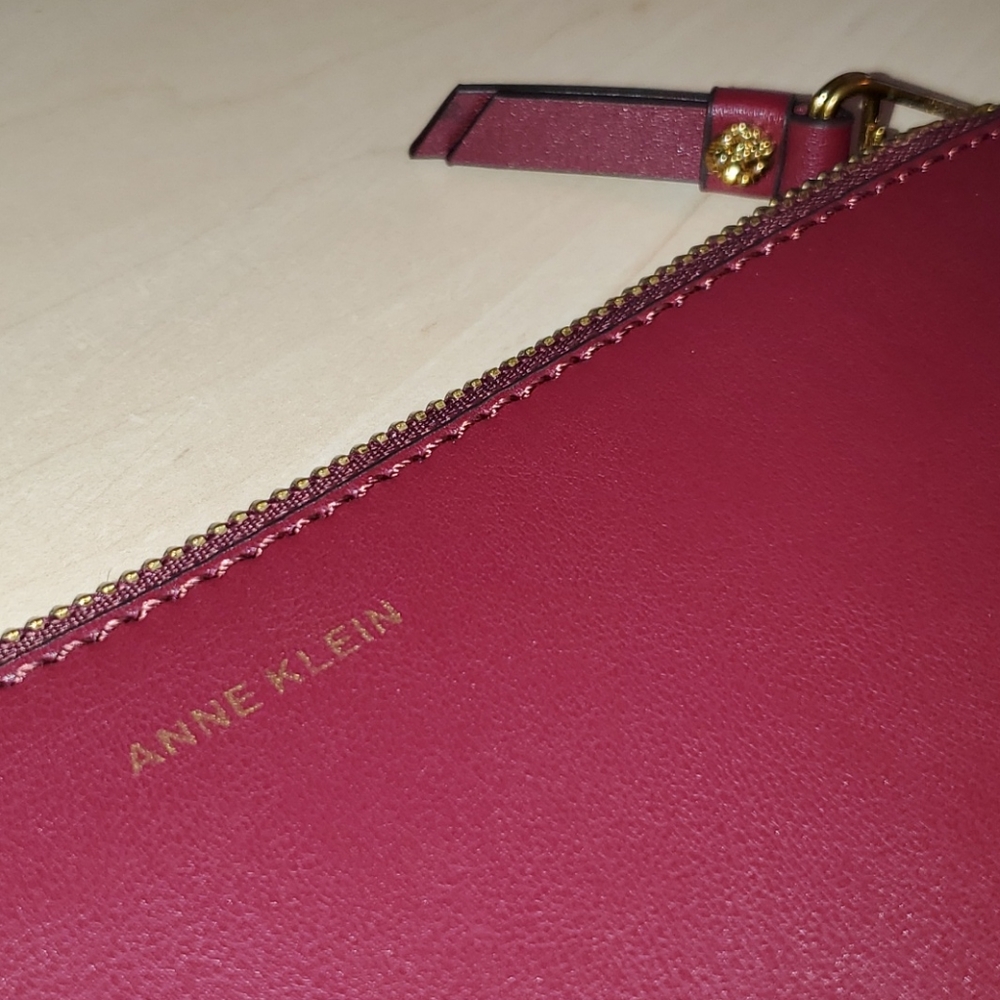 Purse - Picture 7 of 7